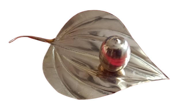PAN LEAF BRASS AND SUPARI